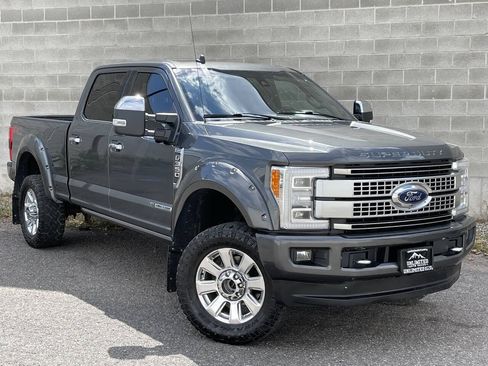 Used 2019 Ford F350 Platinum w/ Platinum Ultimate Package AWD/4WD image 1