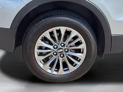 Used 2024 Cadillac XT4 Premium Luxury AWD/4WD image 22