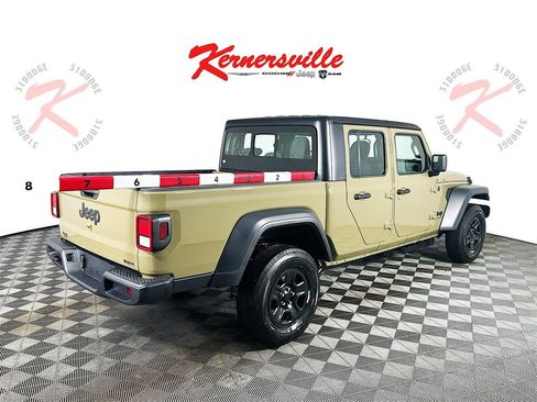 New 2026 Jeep Gladiator Sport image 7