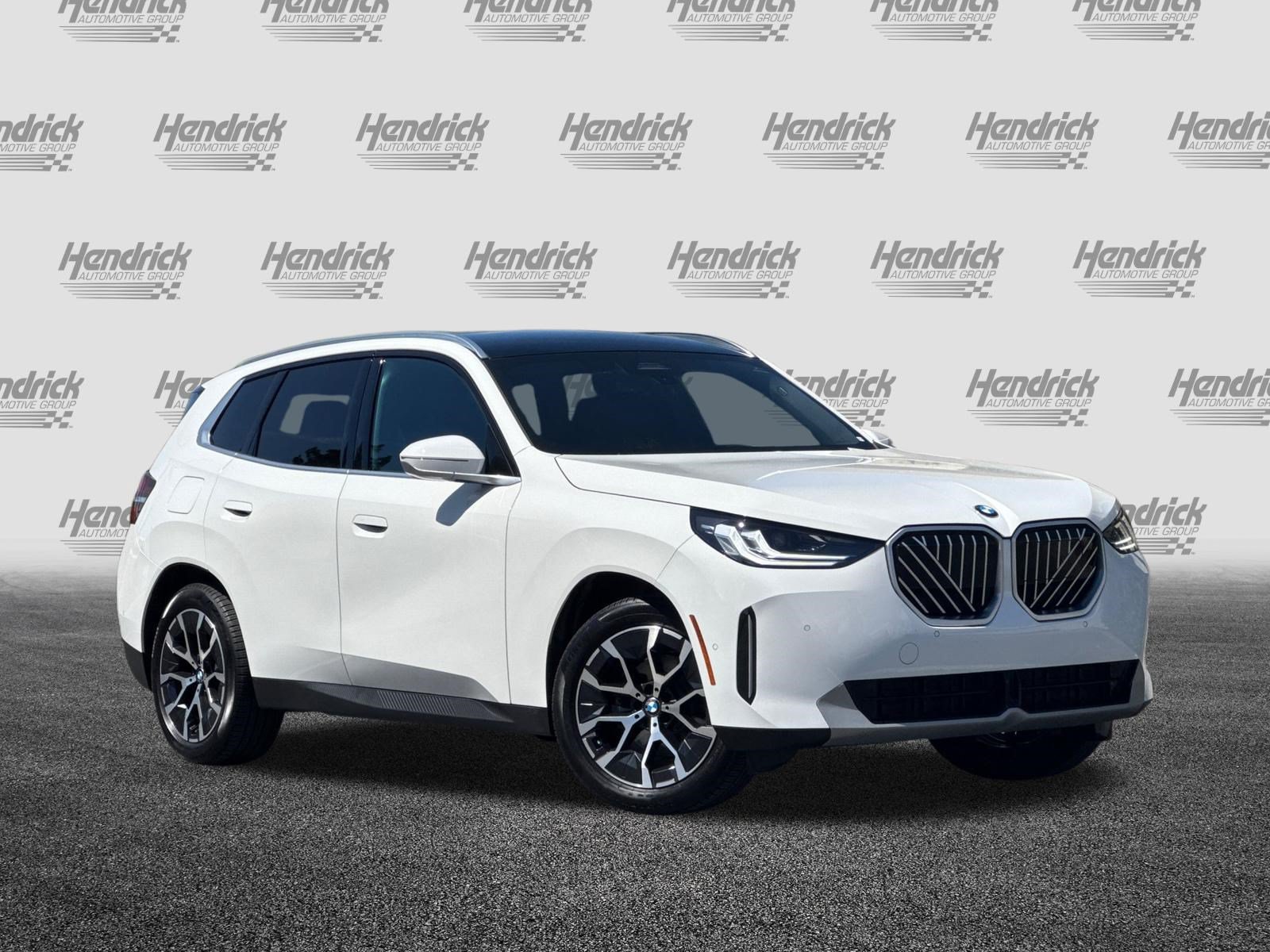 Used 2026 BMW X3 xDrive30i w/ Convenience Package AWD/4WD image 2