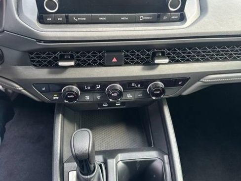 Used 2023 Honda Accord EX image 22