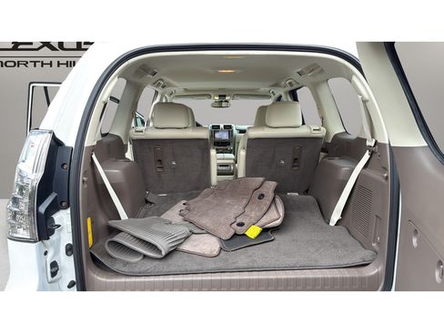 Used 2018 Lexus GX 460 Premium AWD/4WD image 19