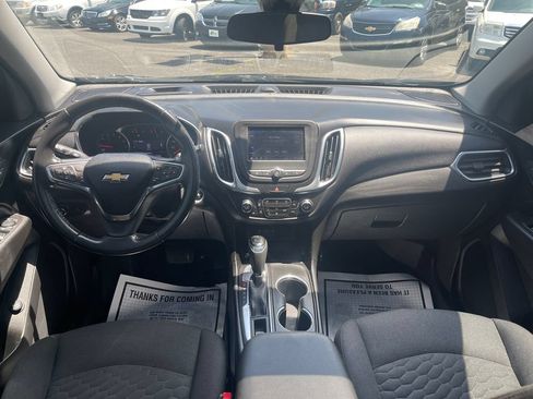 Used 2020 Chevrolet Equinox LT AWD/4WD image 19