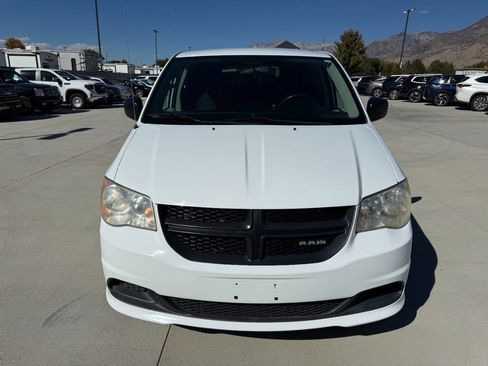 Used 2014 RAM C/V Tradesman image 8