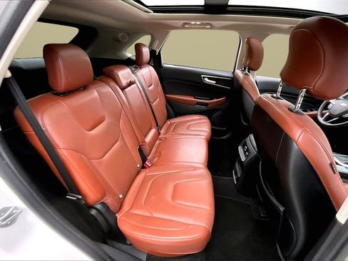 Used 2018 Ford Edge Titanium w/ Equipment Group 301A image 25