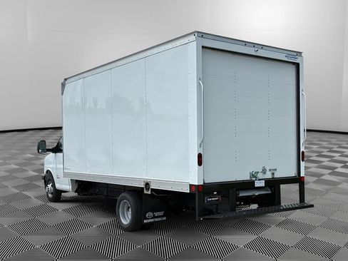 New 2026 Chevrolet Express 4500 w/ Power Convenience Package RWD image 3