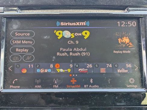 Used 2019 Nissan Rogue SV image 11