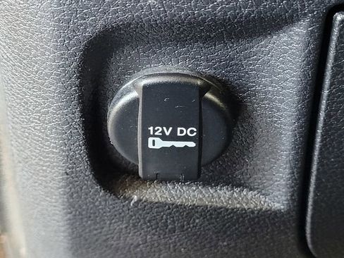 Used 2016 RAM 1500 Express image 12