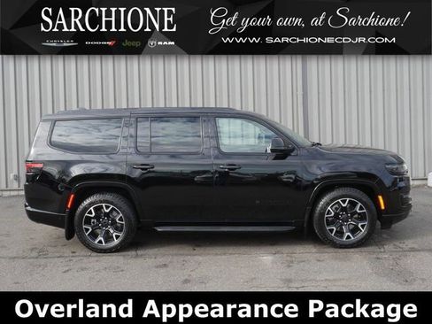 Used 2025 Jeep Wagoneer Series II image 1