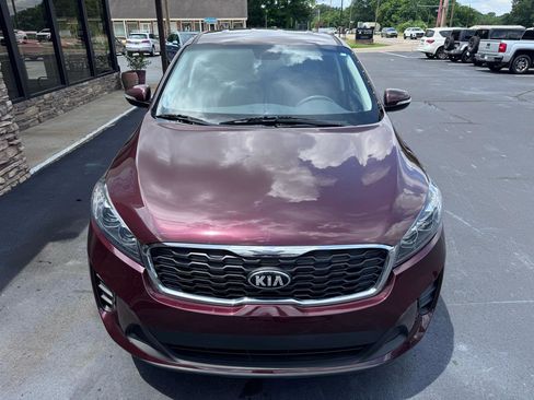 Used 2020 Kia Sorento FWD V6 image 9