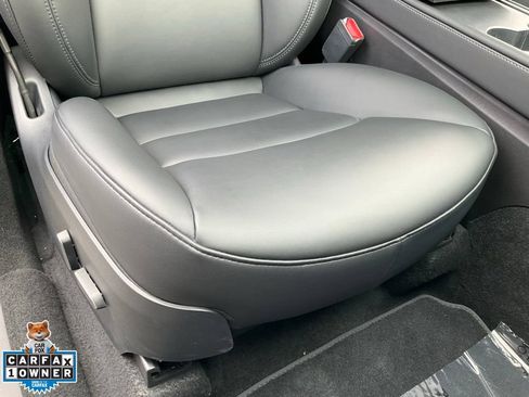 Used 2023 Tesla Model Y Long Range AWD/4WD image 73