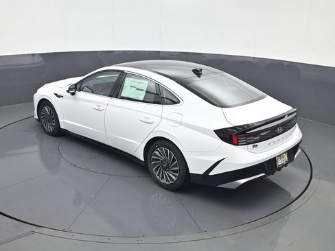 New 2026 Hyundai Sonata SEL FWD image 19