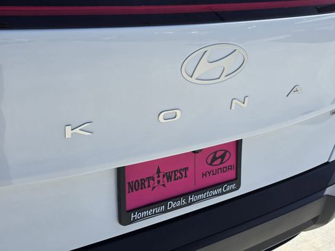 Used 2025 Hyundai Kona SEL image 10