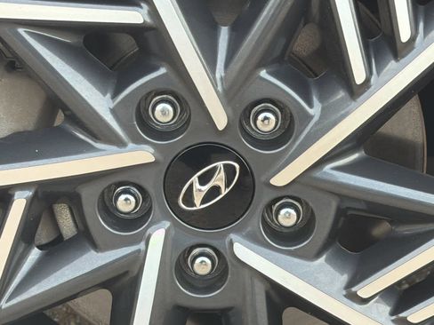 Used 2022 Hyundai Kona N Line image 11