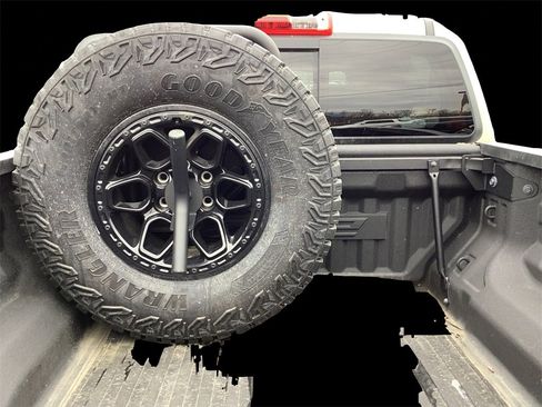 Used 2024 Chevrolet Colorado ZR2 w/ ZR2 Bison Edition image 20