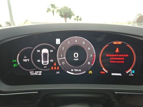 Used 2024 Porsche Cayenne S image 18