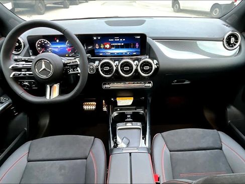 Used 2026 Mercedes-Benz GLA 250 GLA 250 image 16