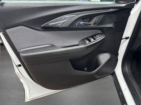 Used 2023 Chevrolet TrailBlazer LT w/ Convenience Package image 21