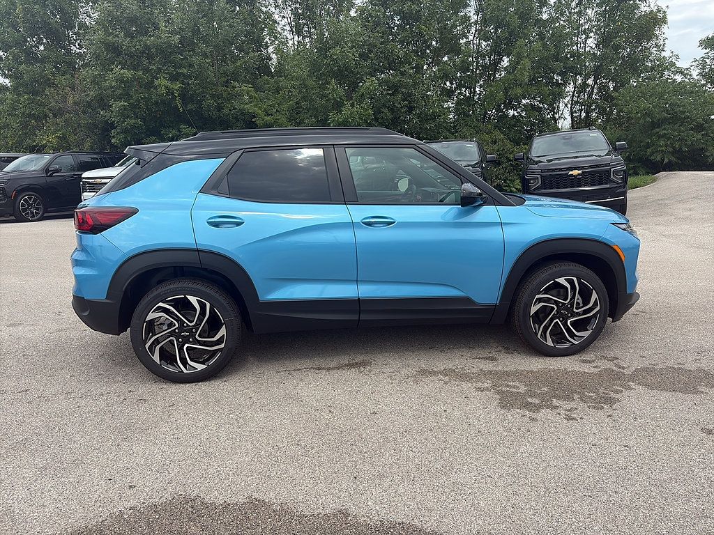 New 2026 Chevrolet TrailBlazer RS w/ Convenience Package AWD/4WD image 6