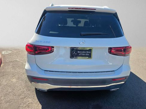 Certified 2023 Mercedes-Benz GLB 250 image 4