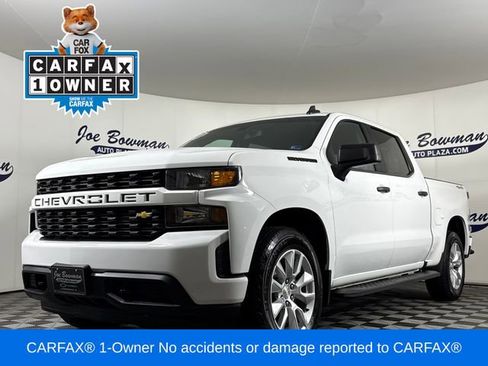 Used 2022 Chevrolet Silverado 1500 Custom w/ Safety Confidence Package AWD/4WD image 2