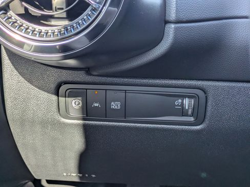 Used 2026 Chevrolet Equinox EV LT image 22