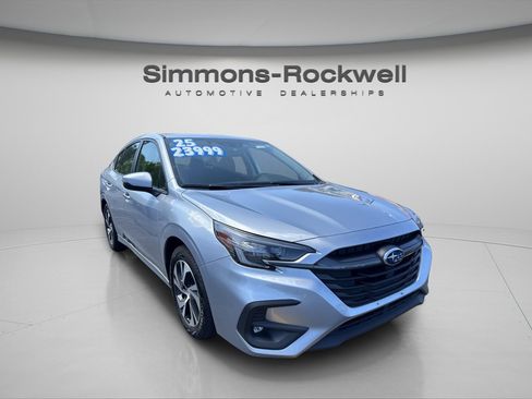 Used 2025 Subaru Legacy Premium AWD/4WD image 6