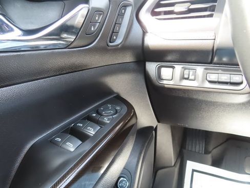 Used 2023 GMC Acadia AT4 w/ Technology Package AWD/4WD image 33