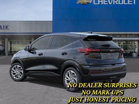 New 2027 Chevrolet Bolt LT w/ Comfort Package FWD image 3