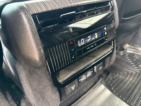 Used 2022 Jeep Wagoneer Series III AWD/4WD image 24