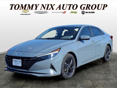 Used 2023 Hyundai Elantra SEL w/ Preferred Accessory Package