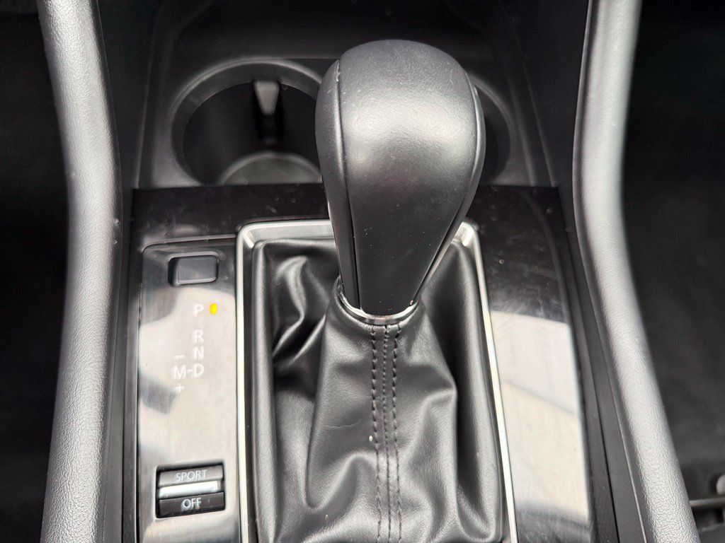 Used 2023 MAZDA MAZDA3 s FWD image 38