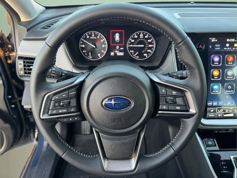 Used 2024 Subaru Outback Premium image 19