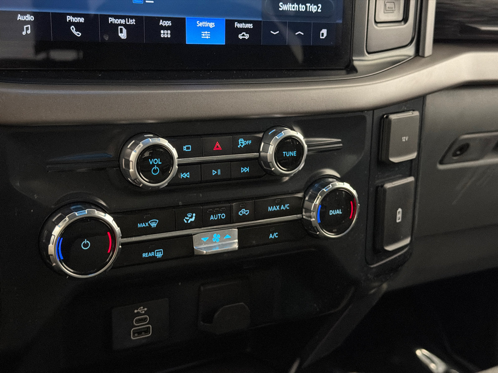 Used 2025 Ford F150 XLT w/ Equipment Group 301A Standard AWD/4WD image 26