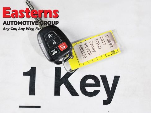 Used 2017 Toyota Camry LE FWD image 24