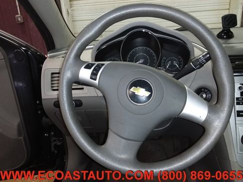 Used 2011 Chevrolet Malibu LS image 11