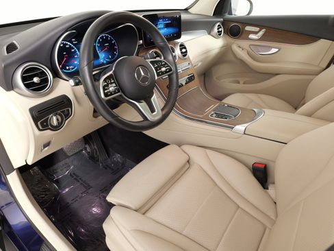 Used 2022 Mercedes-Benz GLC 300 4MATIC image 27