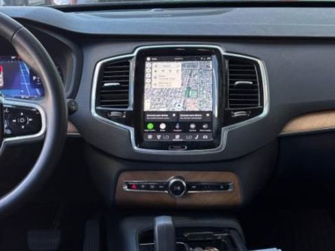Used 2023 Volvo XC90 B6 Plus w/ Protection Package Premier AWD/4WD image 8