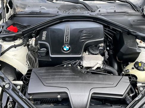 Used 2014 BMW 428i xDrive Convertible image 32