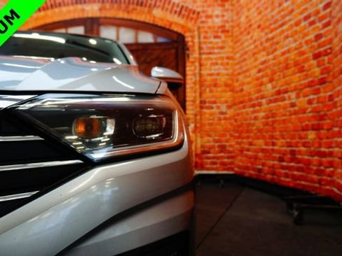 Used 2020 Volkswagen Jetta SEL Premium image 69