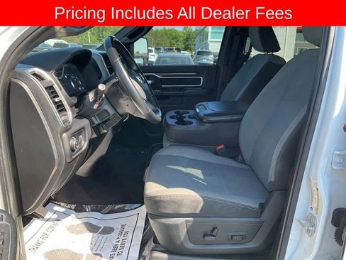 Used 2024 RAM 3500 Big Horn AWD/4WD image 4