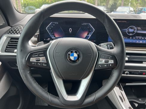 Used 2024 BMW X5 sDrive40i w/ Premium Package RWD image 18