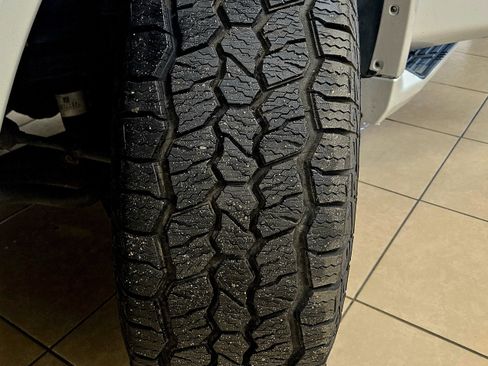 Used 2019 Nissan Armada Platinum w/ Captain's Chairs Package image 49