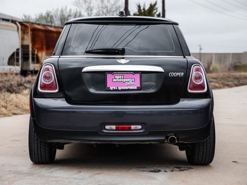 Used 2011 MINI Cooper Hardtop image 17