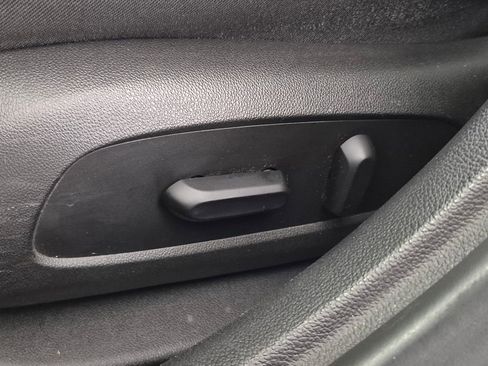 Used 2016 Chevrolet Cruze LT w/ Convenience Package FWD image 15