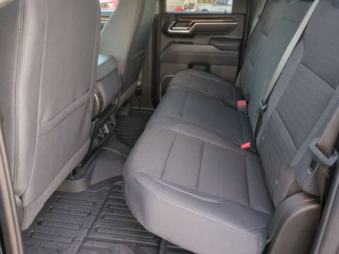 Used 2025 GMC Sierra 2500 SLE image 19