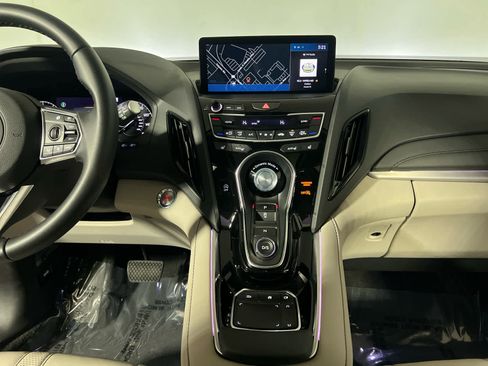 Used 2025 Acura RDX SH-AWD w/ Technology Package image 10