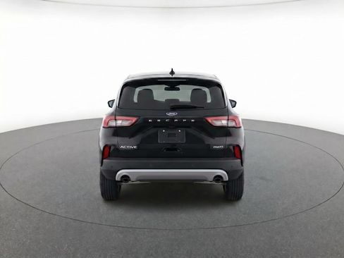 Used 2023 Ford Escape Active w/ Tech Pack #1 AWD/4WD image 7