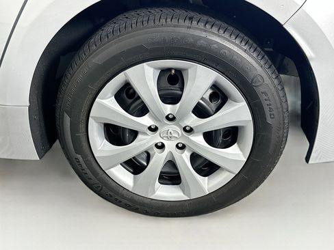 Used 2024 Toyota Corolla LE FWD image 11