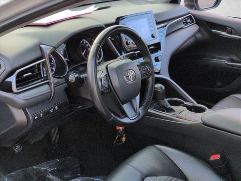 Used 2023 Toyota Camry SE FWD image 10